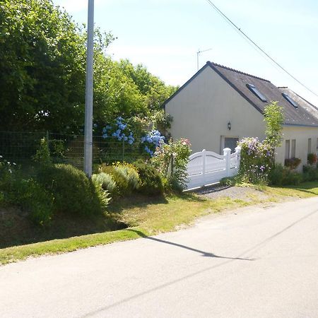 Gasthaus La Guguenaie Béganne Exterior foto