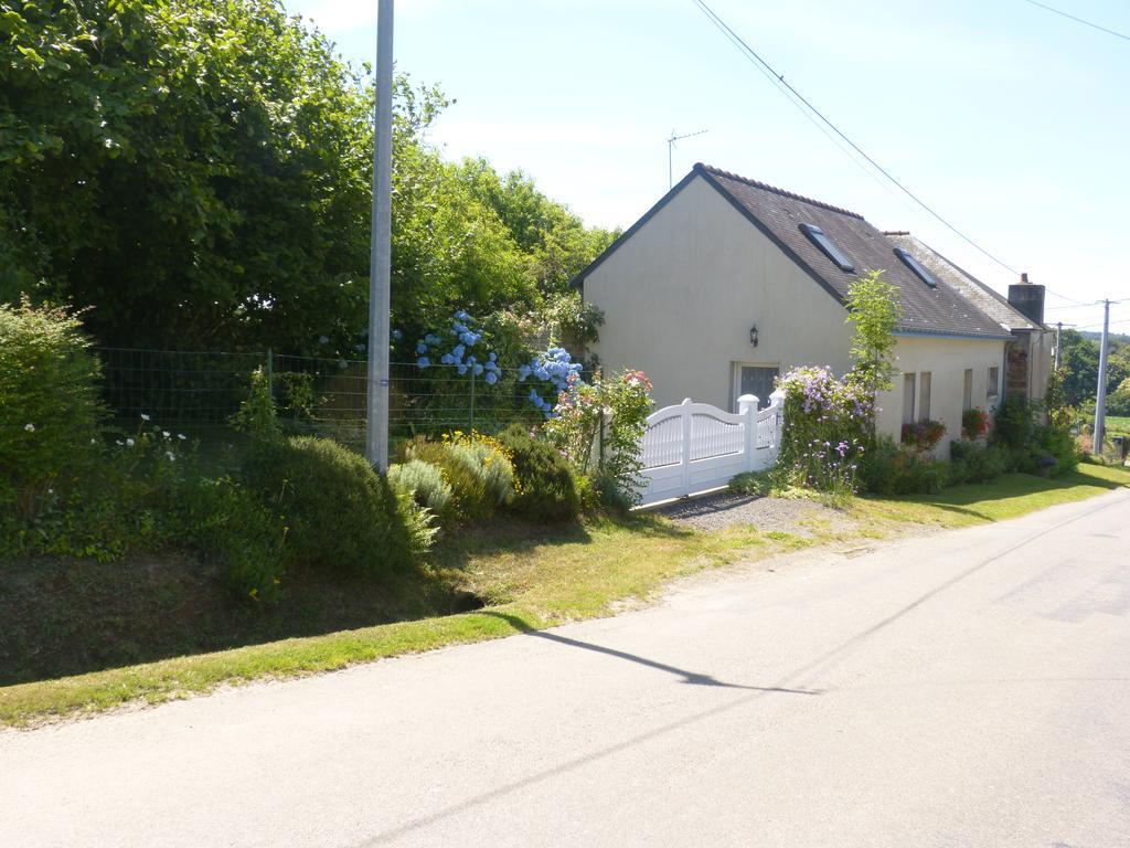 Gasthaus La Guguenaie Béganne Exterior foto
